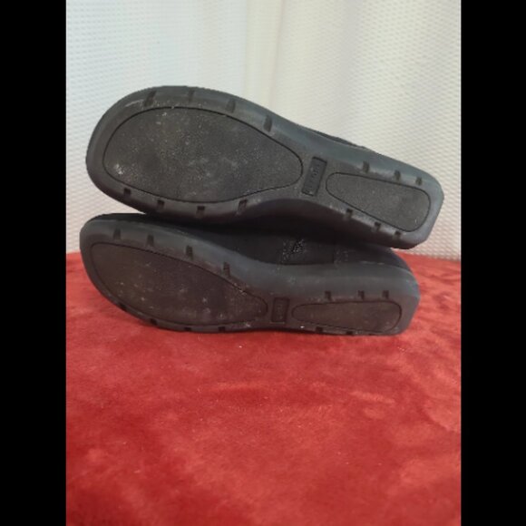 Woman's Black buckle tall boots size 10 - Picture 2 of 3